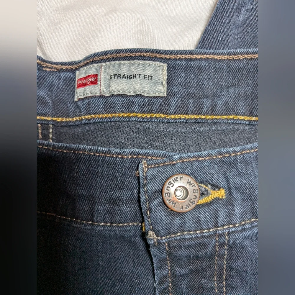 Wrangler‎ Men's Straight Fit Jeans Size 42x30